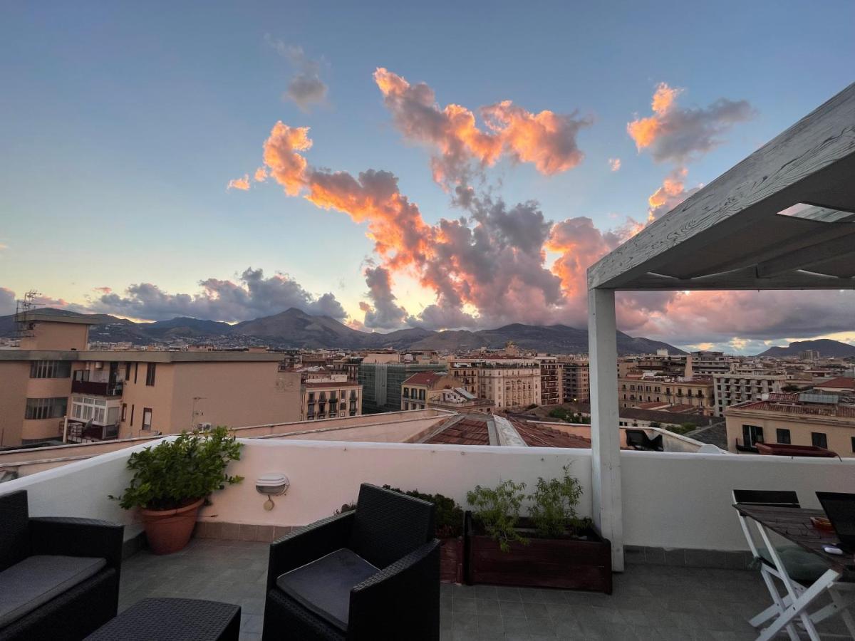 La Terrazza Su Palermo Bed and Breakfast Buitenkant foto