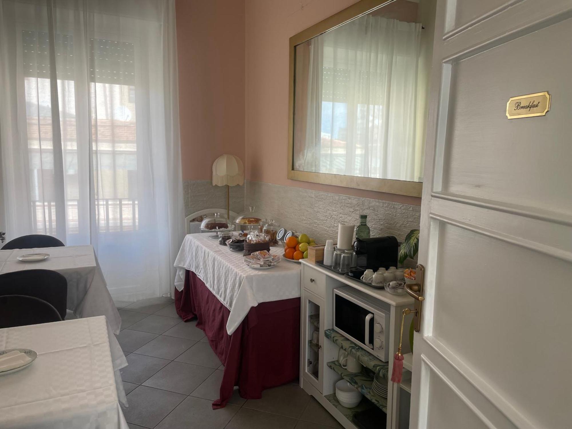 La Terrazza Su Palermo Bed and Breakfast Buitenkant foto